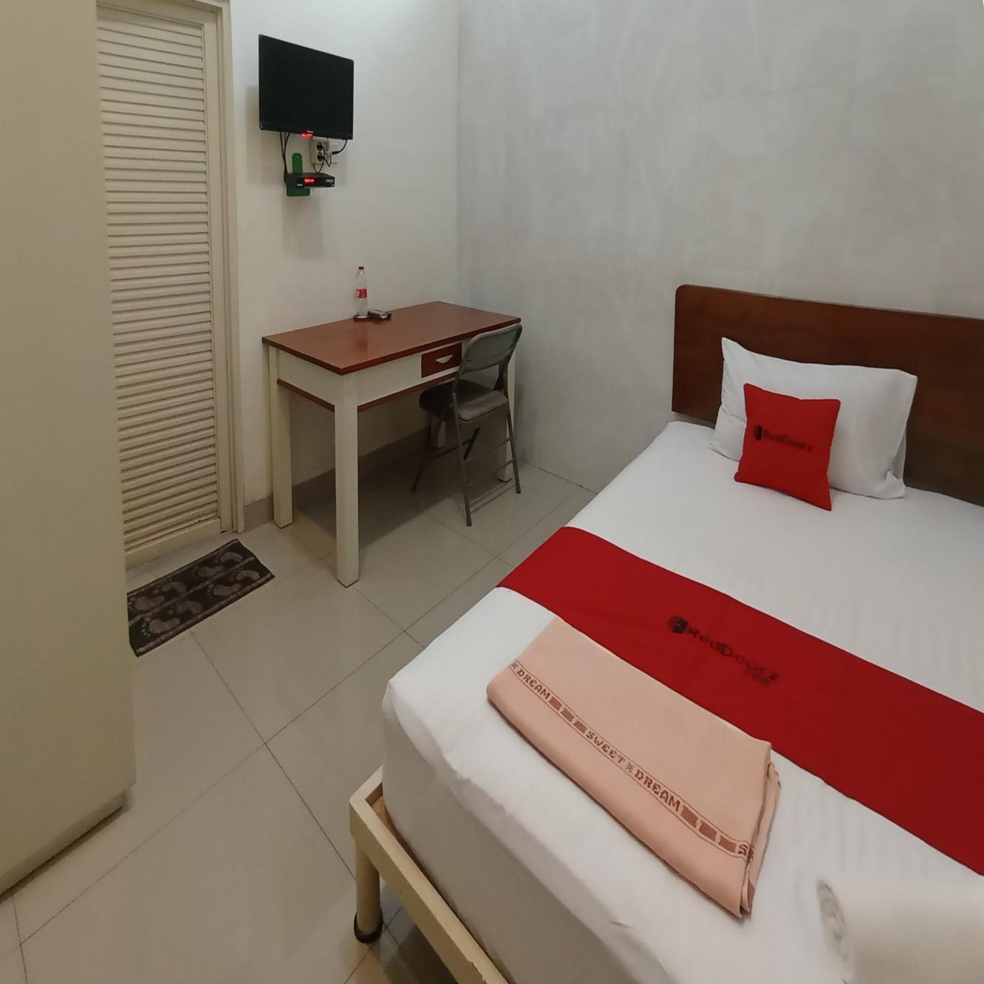 Reddoorz At Syariah House Purwokerto Hotel Eksteriør billede