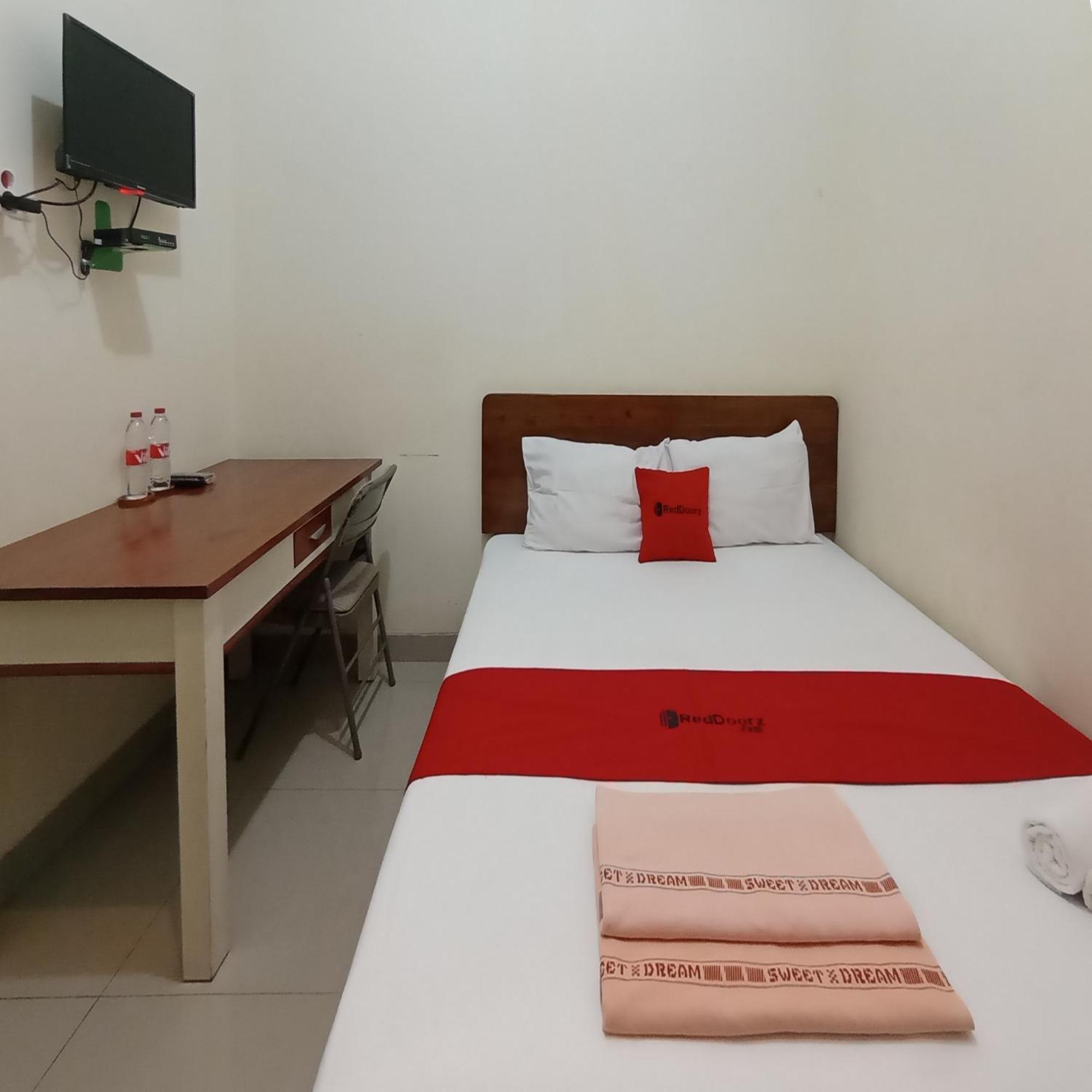 Reddoorz At Syariah House Purwokerto Hotel Eksteriør billede