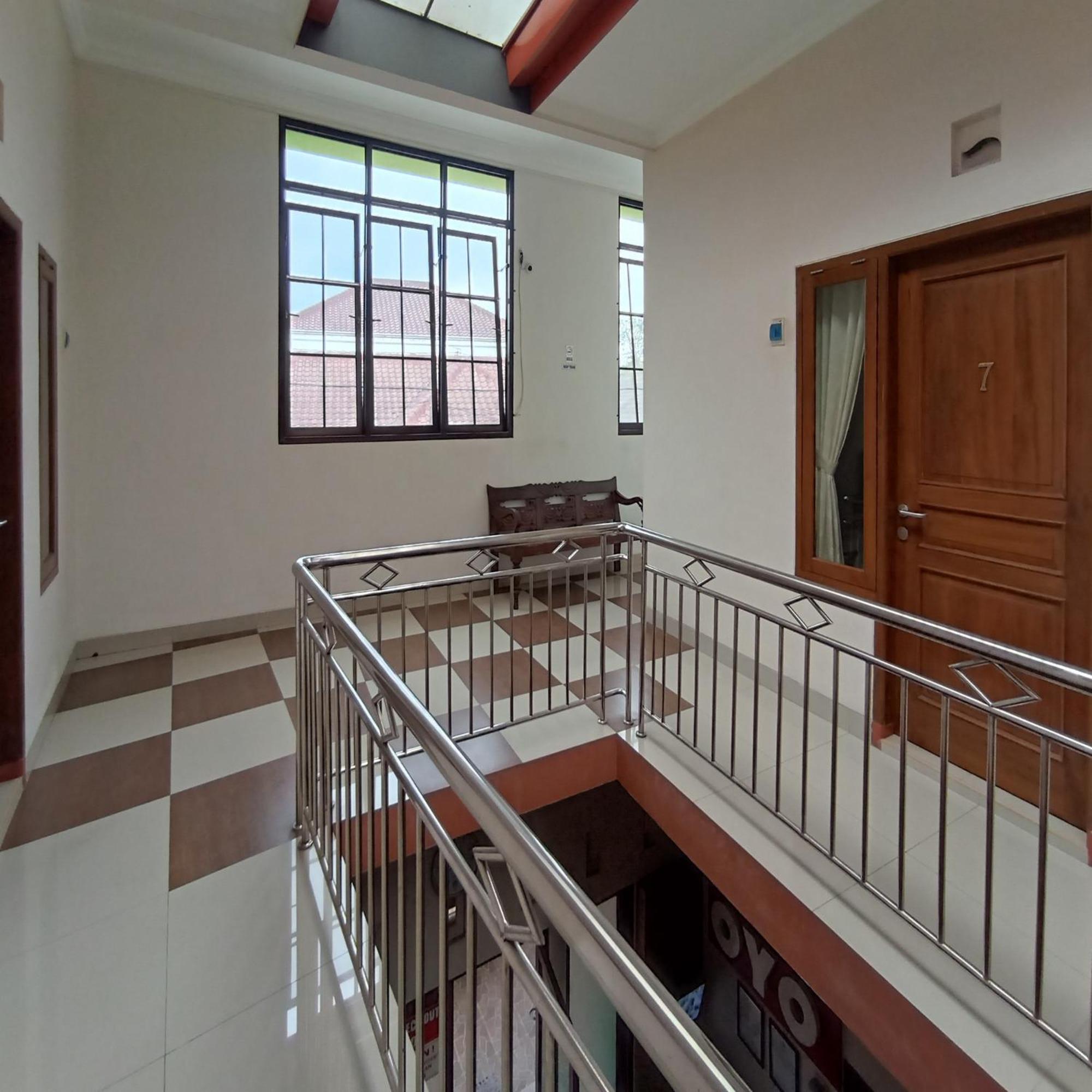 Reddoorz At Syariah House Purwokerto Hotel Eksteriør billede